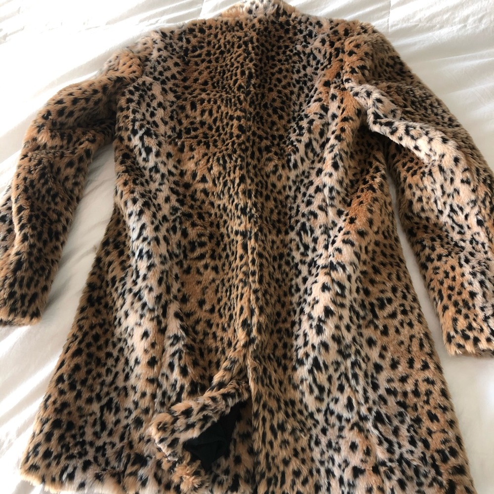 Leopard coat - Picture 3 of 3